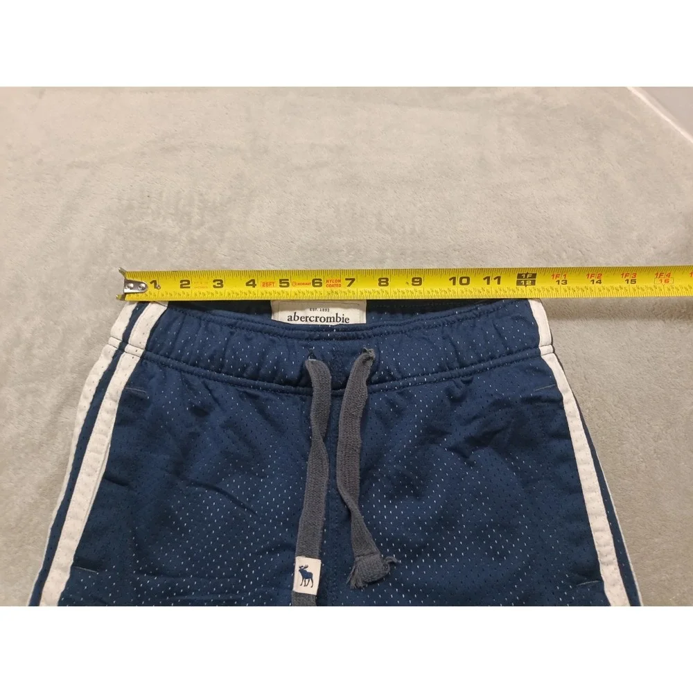 Abercrombie Boys Athletic Mesh Shorts Navy Size M Drawstring A&F 92